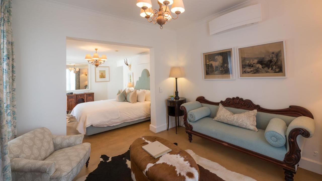 드로스티 호텔 Graaff-Reinet 외부 사진 A suite at the Cape Heritage