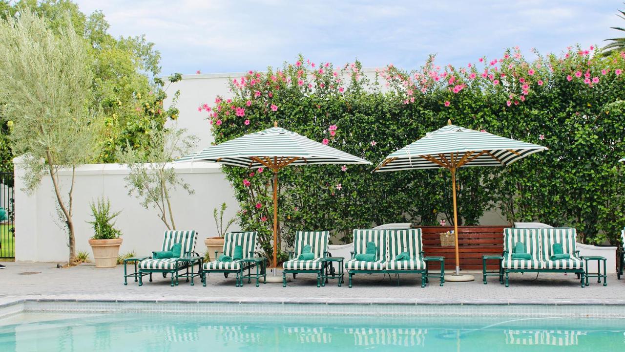 드로스티 호텔 Graaff-Reinet 외부 사진 The pool at the Hotel Bel-Air