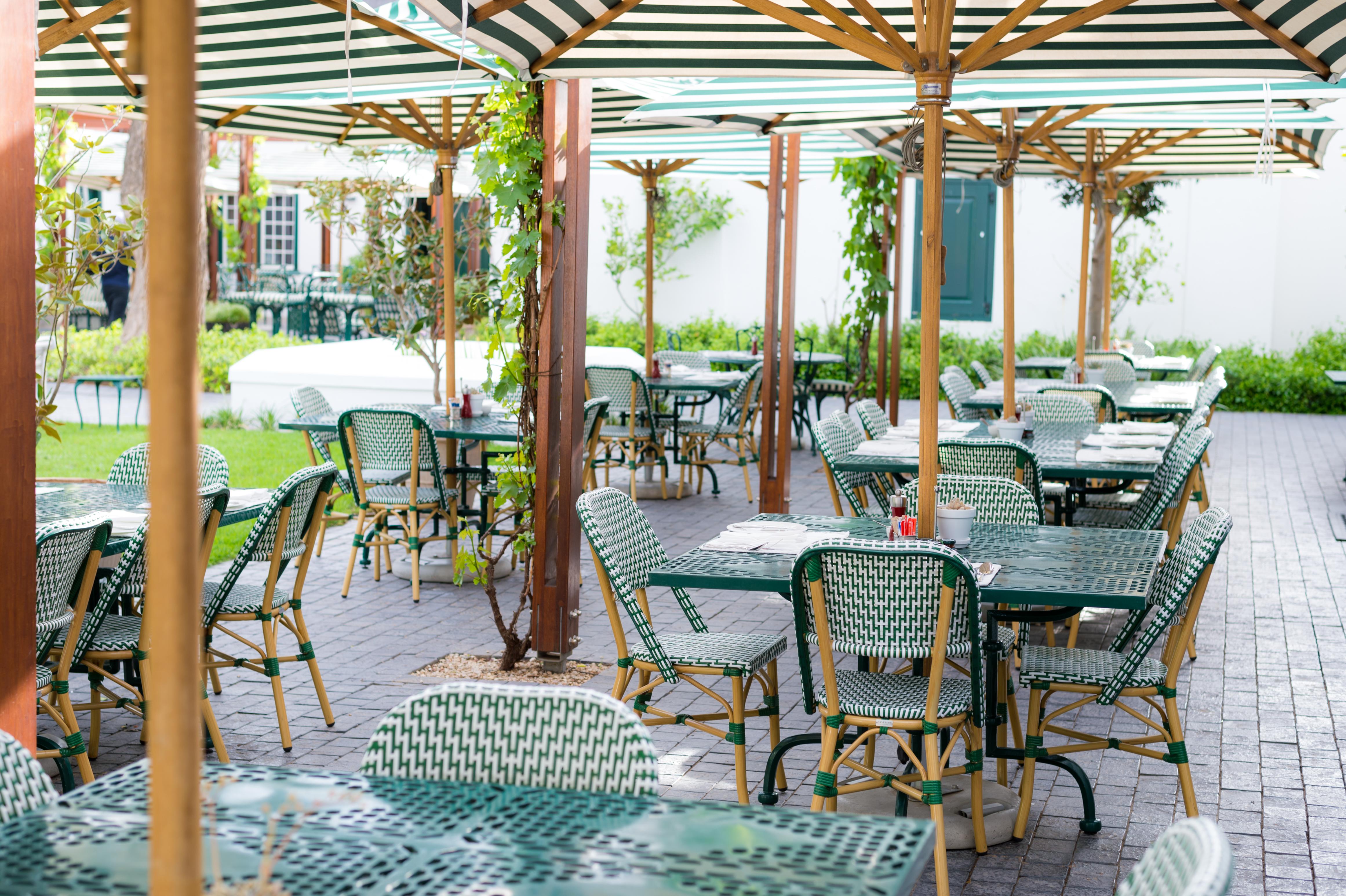 드로스티 호텔 Graaff-Reinet 외부 사진 The campus's cafeteria